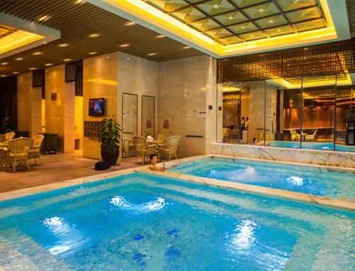 Zhongshan Yihe Grand Hotel