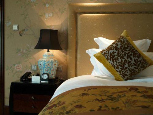 Zhongmao Haiyue Hotel