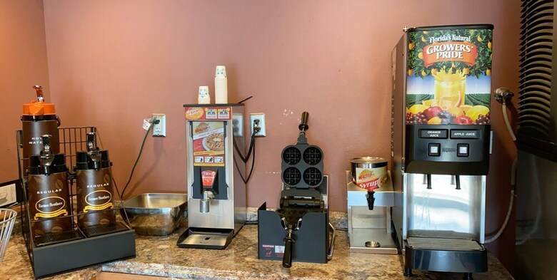 Hotel Super 8 By Wyndham Pittsburgh/monroeville