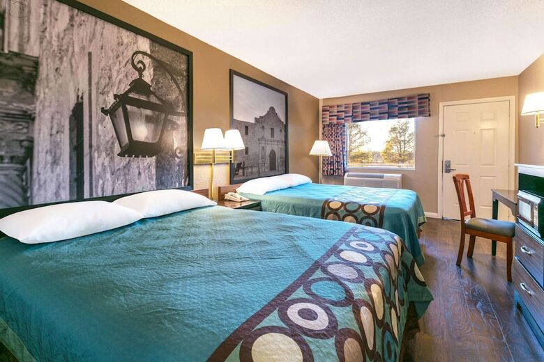 Hotel Super 8 By Wyndham Abilene North