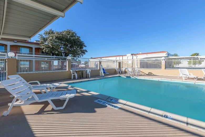 Hotel Super 8 By Wyndham Abilene North