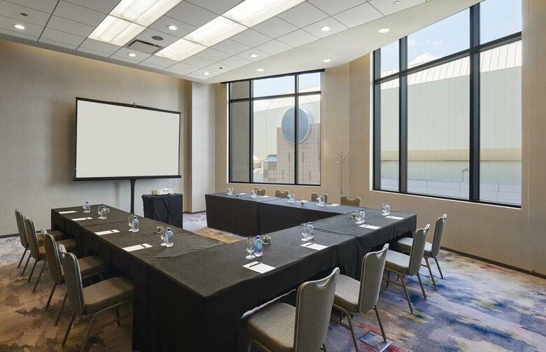 Loews Minneapolis Hotel