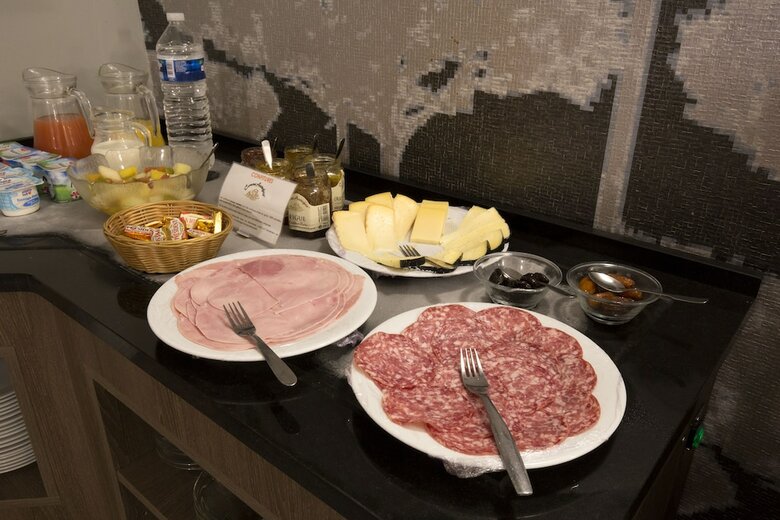 Hotel H�tel Raymond 4 Toulouse