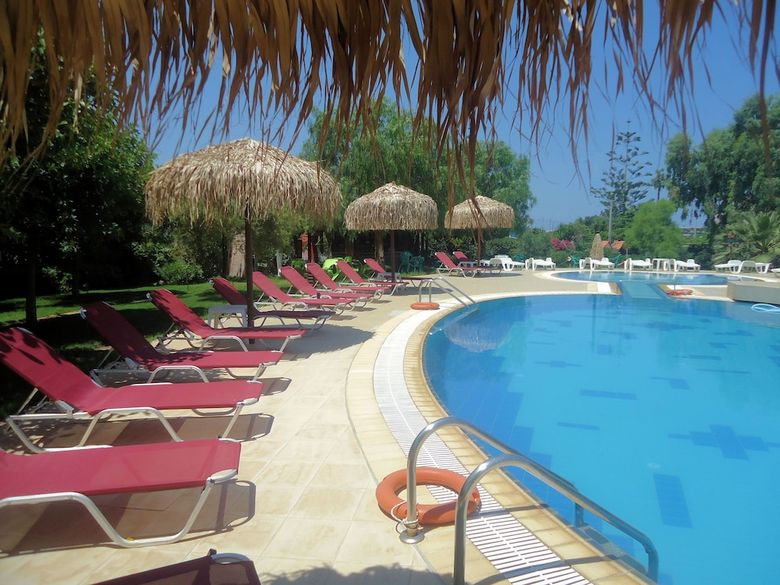 Aparthotel Portokali Apartments (12+)