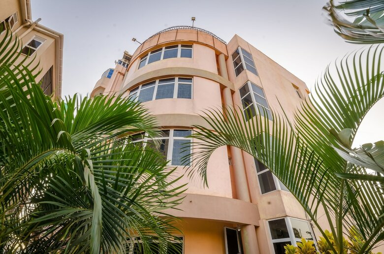 Hotel Top Five