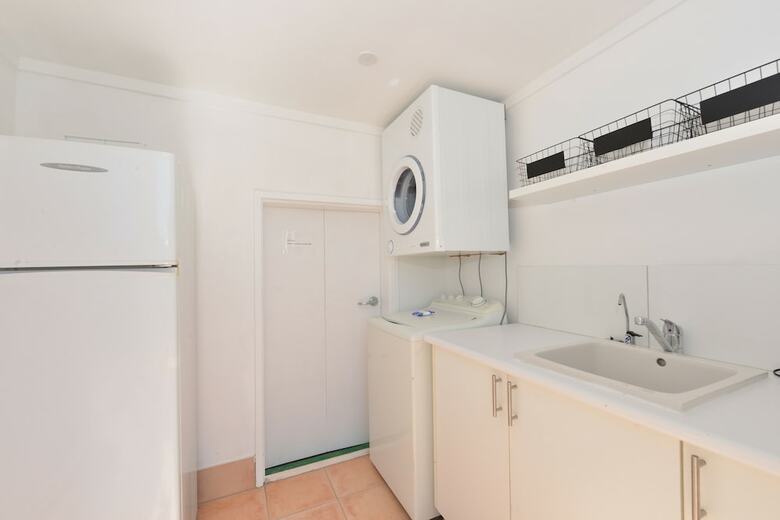 Seascape Holiday-tropical Reef Apartment