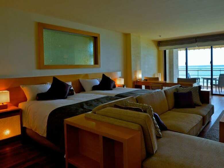 Hotel Hyakunagaran