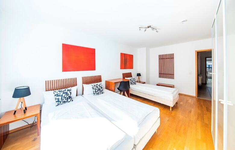 Dom Hotel Am R�merbrunnen