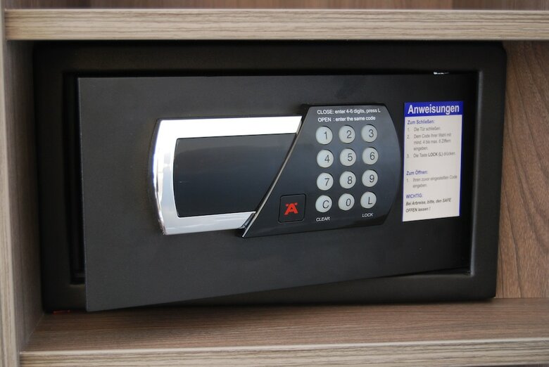 Dom Hotel Am R�merbrunnen