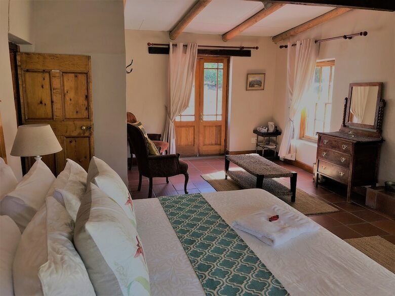 Hotel Oaksrest Vineyards