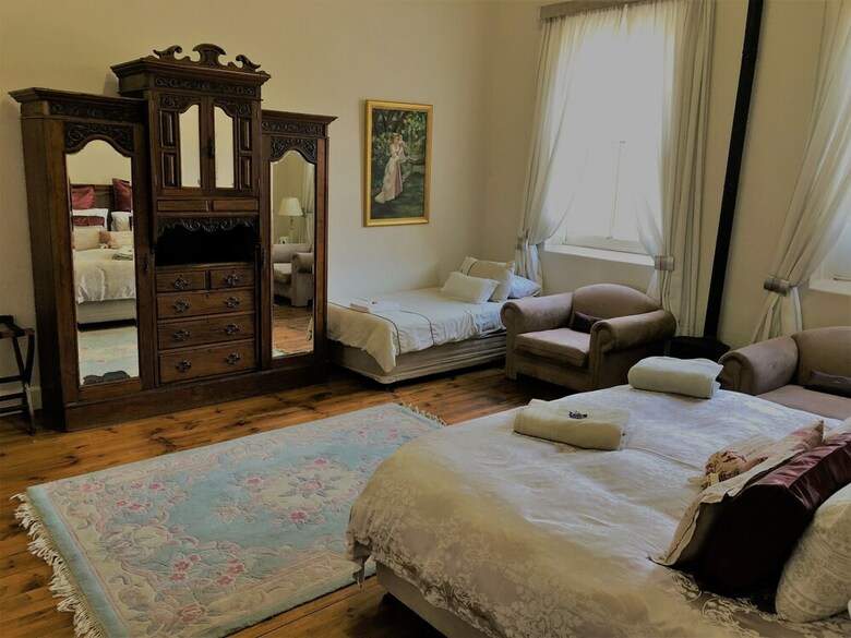 Hotel Oaksrest Vineyards