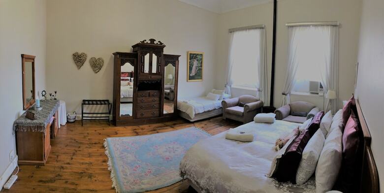 Hotel Oaksrest Vineyards