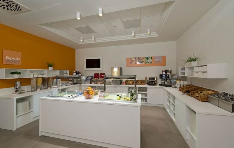 Hotel Holiday Inn Express Antwerp City-north