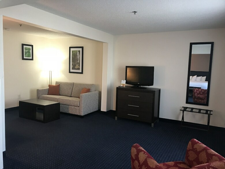 Hotel Wingate By Wyndham Augusta/fort Gordon