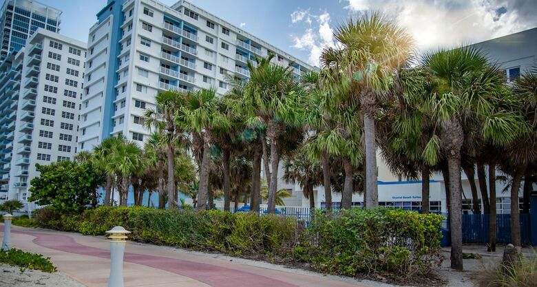 Crystal Beach Suites Oceanfront Hotel