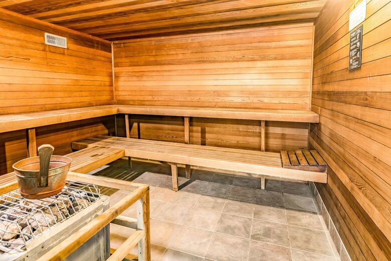 Hotel Comfort Inn And Suites