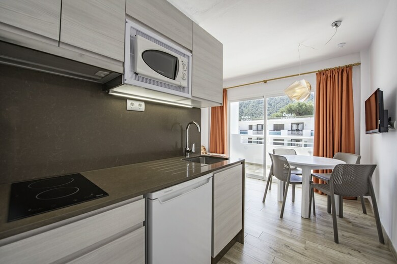 Aparthotel Oasis Sa Tanca