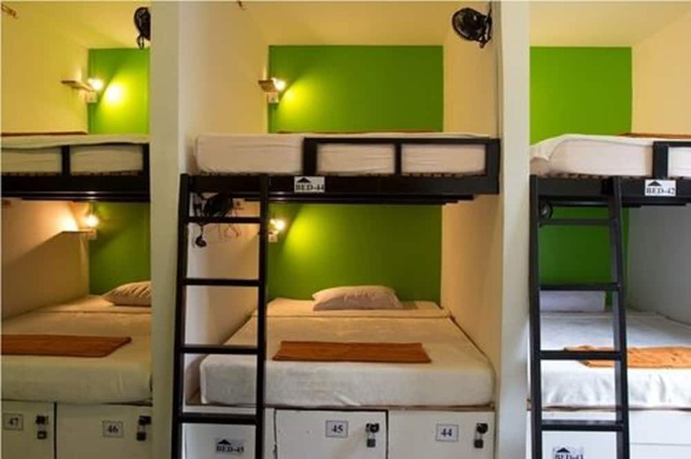 Hostal Warm Bed Hostel