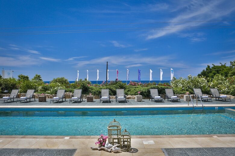 Aparthotel Nefeli Villas And Suites