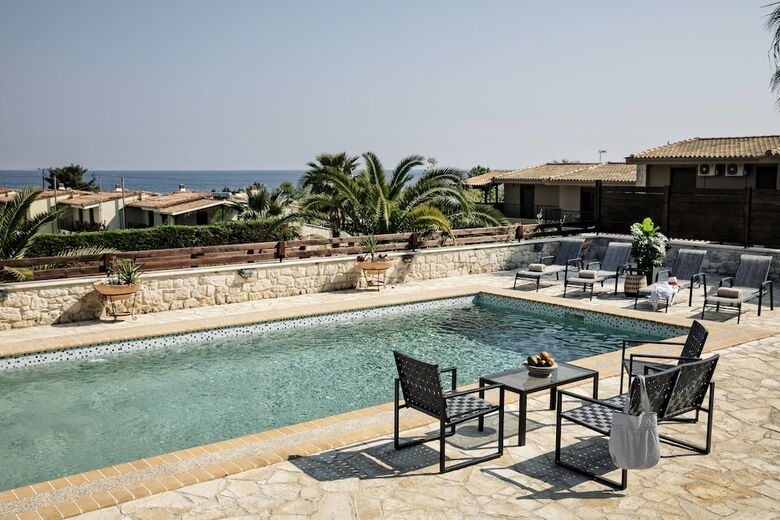 Aparthotel Nefeli Villas And Suites