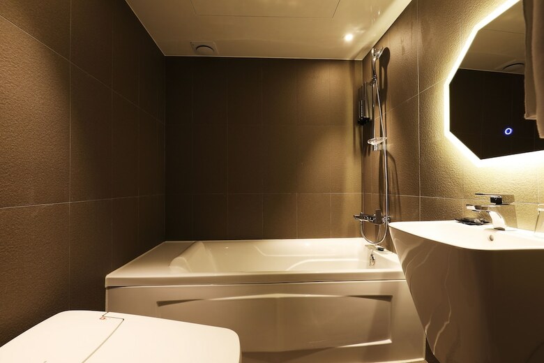 Kaya Latree Hotel