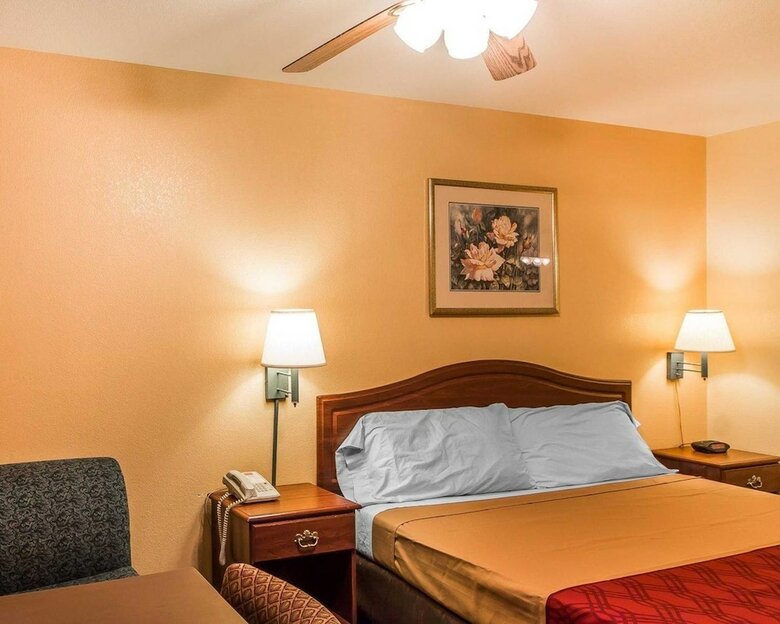 Hotel Econo Lodge Bartlesville Hwy 75