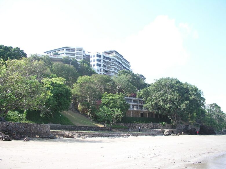 Hinsuay Namsai Resort Hotel