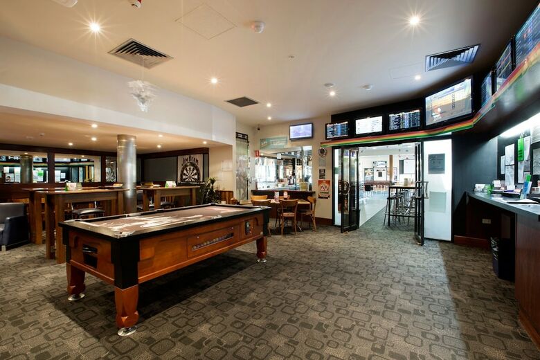 Hotel Nightcap At Playford Tavern