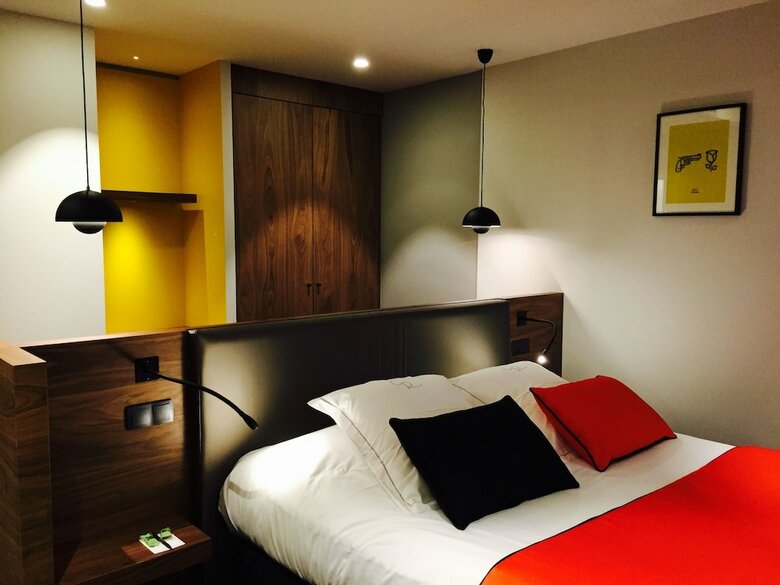 Hotel Hostellerie Du Chapeau Rouge