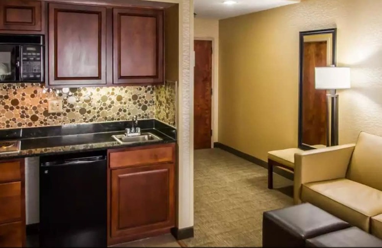 Hotel Quality Suites Nyc Gateway
