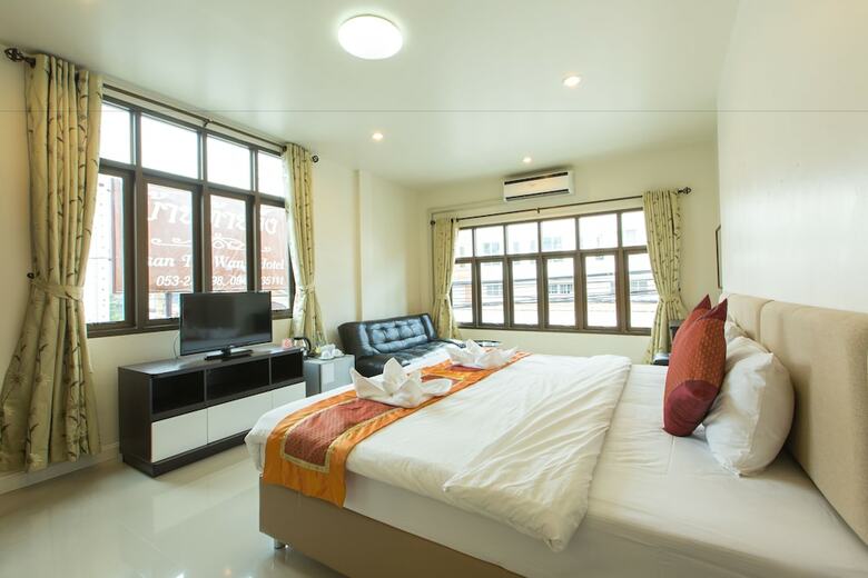 Chiang Mai Waroros Boutique Hotel