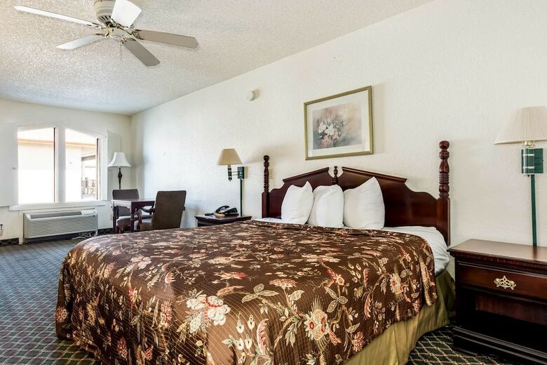 Motel Americas Best Value Inn Paris