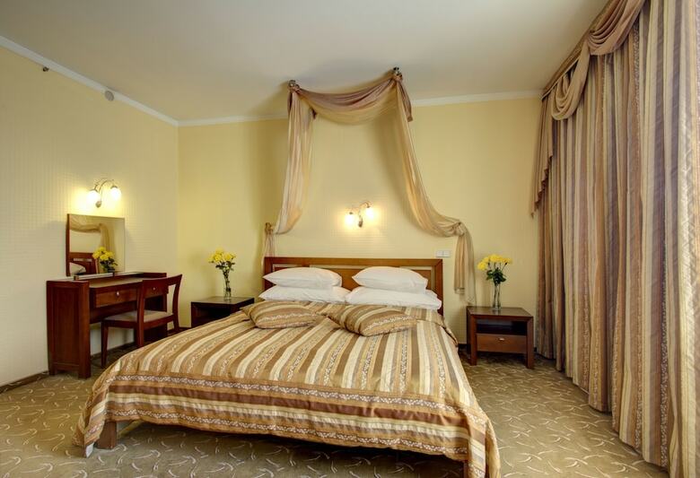 Izmailovo Alfa Hotel