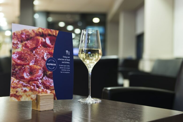 Hotel Holiday Inn Express Droitwich Spa