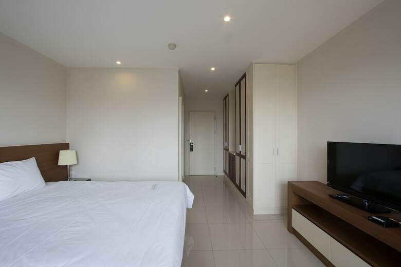 Thomson Hotel Huamark