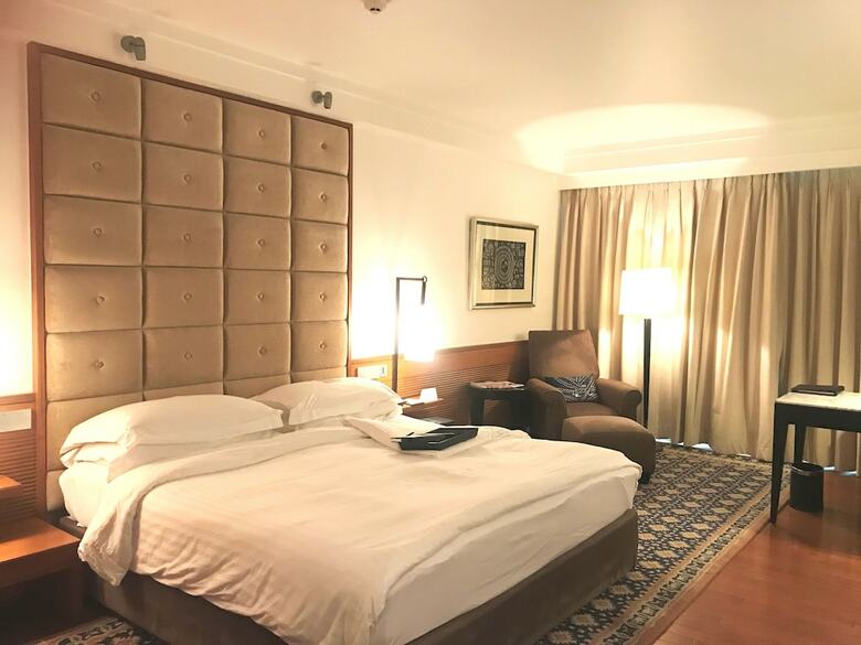 Hotel Intercontinental Marine Drive Mumbai
