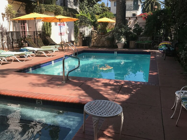 Hotel Villa Rosa Inn
