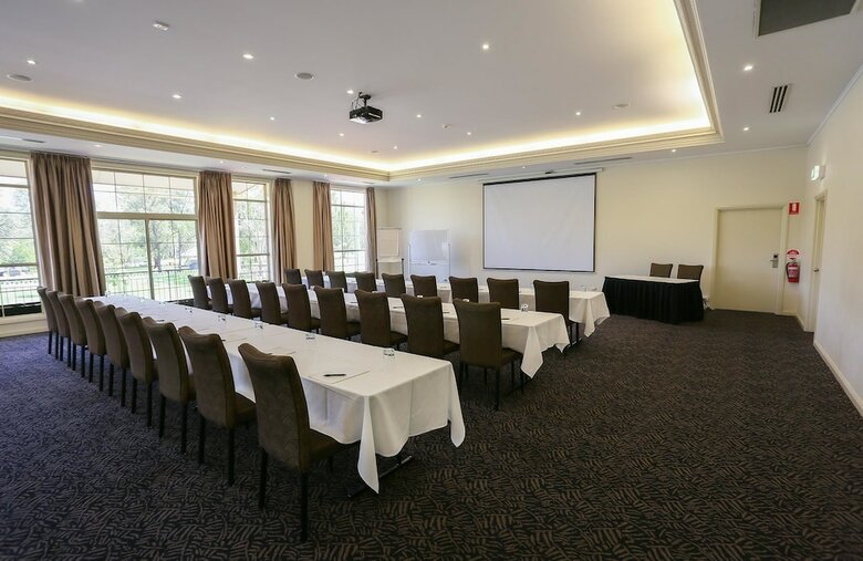 Motel Best Western Plus Hovell Tree Inn