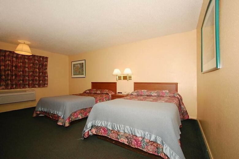 Hotel Americas Best Value Inn Webster City