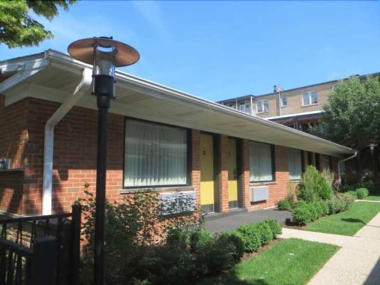Hotel Carleton Of Oak Park