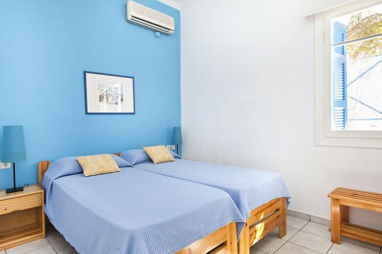 Daphne's Club Hotel Apartments