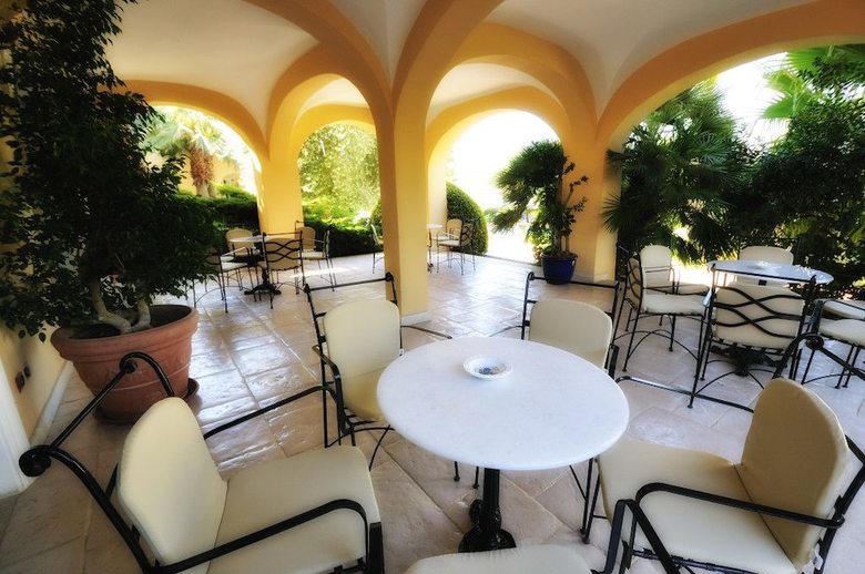 Arbatasar Hotel