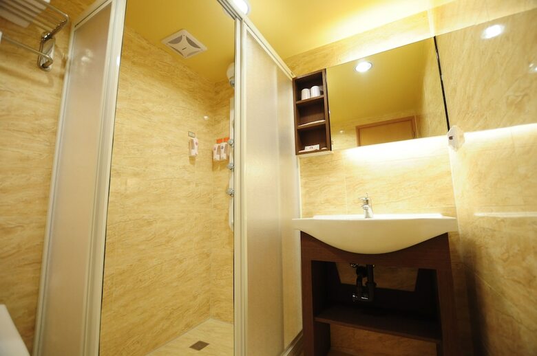 Kindness Hotel - Tainan Chihkan Tower