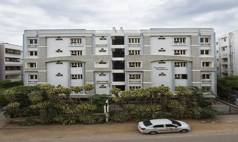 Hotel At Home Suites