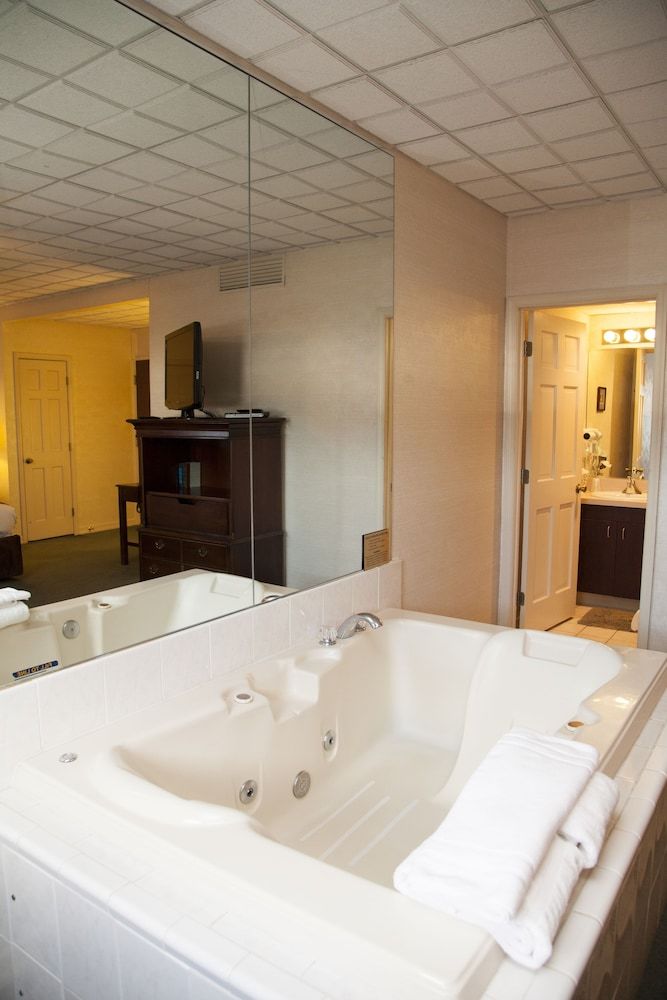 Genetti Hotel, Surestay Collection By Best Western