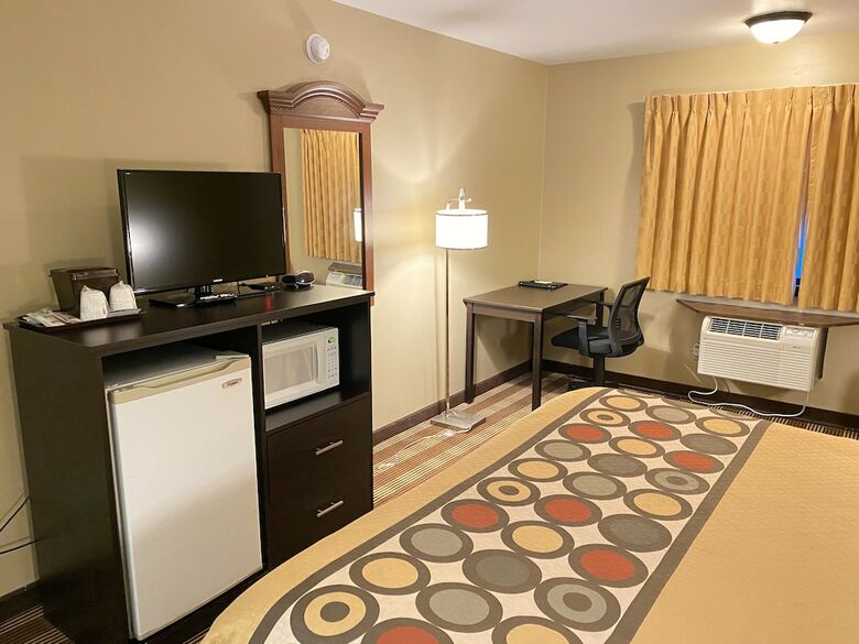 Motel Super 8 By Wyndham Eau Claire Wi