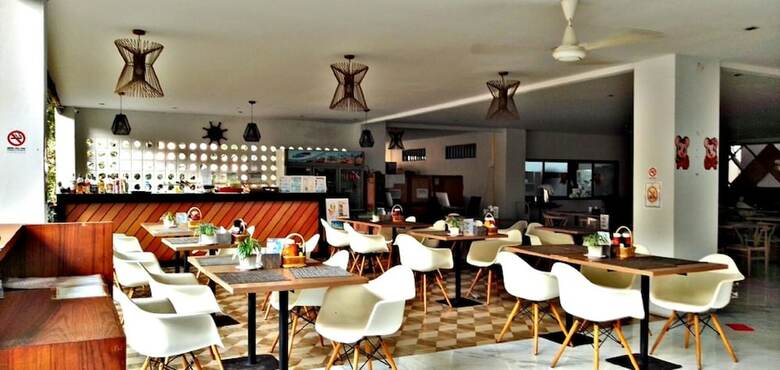 Wongamat Privacy By Good Luck Apartments
