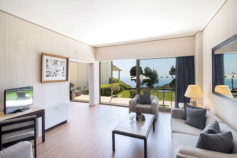 Corfu Holiday Palace Hotel