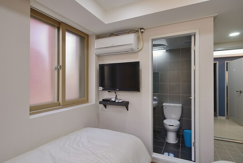 Hotel Red Guest House