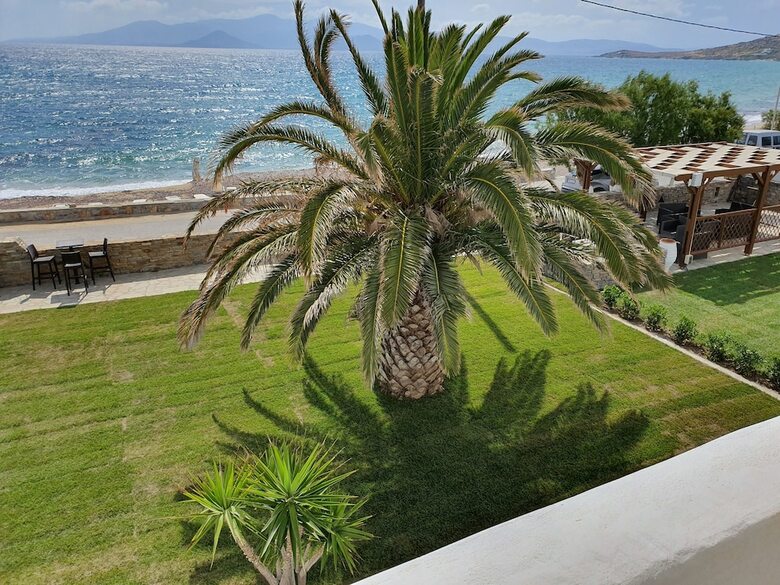 Liana Beach Hotel & Spa